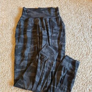 Athleta Camo Leggings - Gray